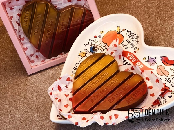 Chocolade breekhart gevuld gezouten caramel